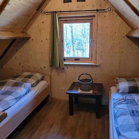 Wooden Lodge - Boomhut Op D'N Mastendol - Rijen, Brabant * Rijen