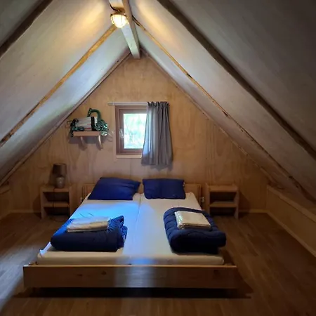 Holiday home Wooden - Boomhut Op D'n Mastendol - Rijen, Brabant Rijen