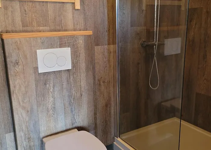 Wooden I Boomhut Op Recreatiepark Mastendol Holiday home Rijen